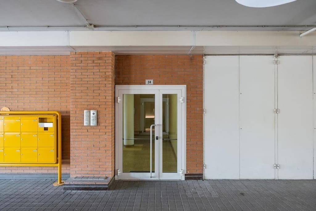 A Casa Di Mo', A Due Passi Dalla Stazione E Fiera Болонья Экстерьер фото
